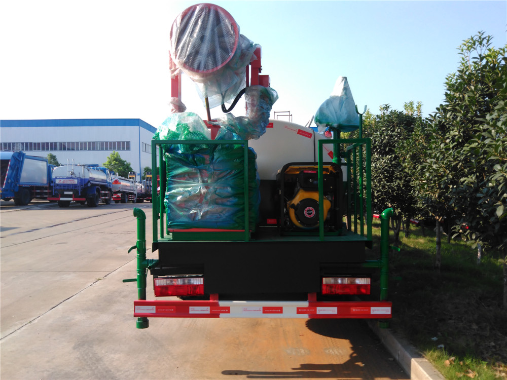 Dongfeng Dolica Dust Suppression Vehicle