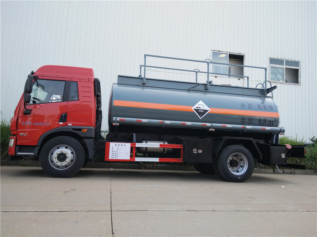 Jiefanglong V [10 cubic] Flammable and Corrosive Goods Tank Transportation Vehicle