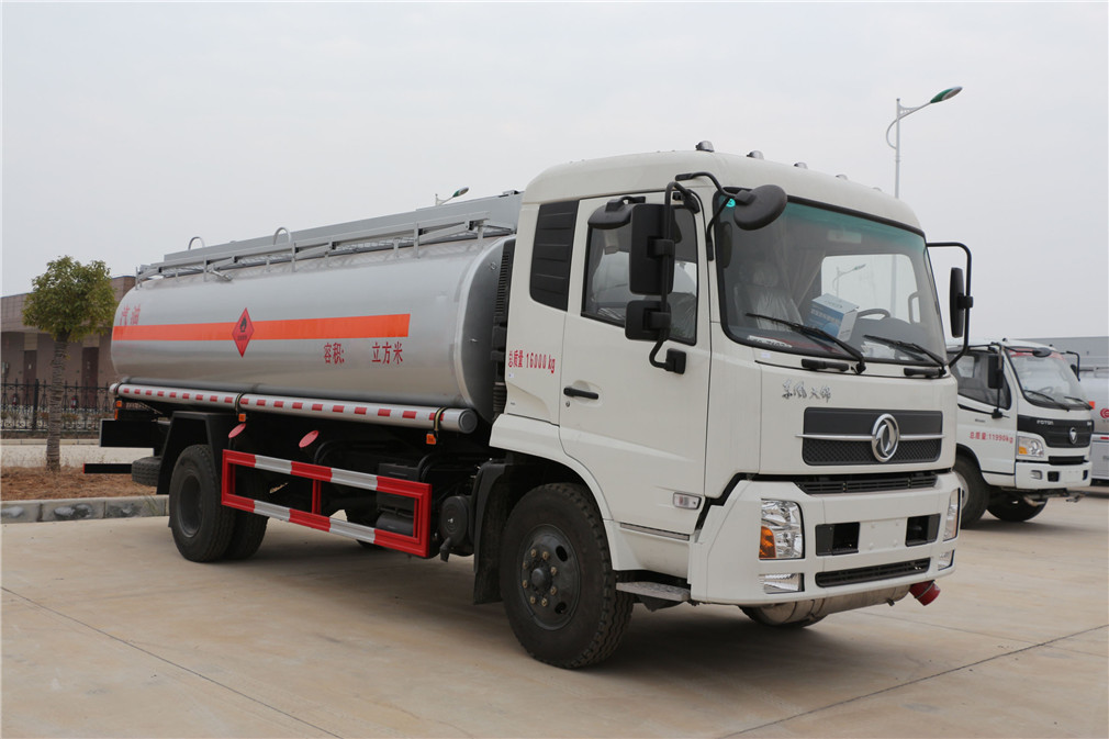 Dongfeng Tianjin Type 【12-15 cubic capacity】 Oil Transport Vehicle