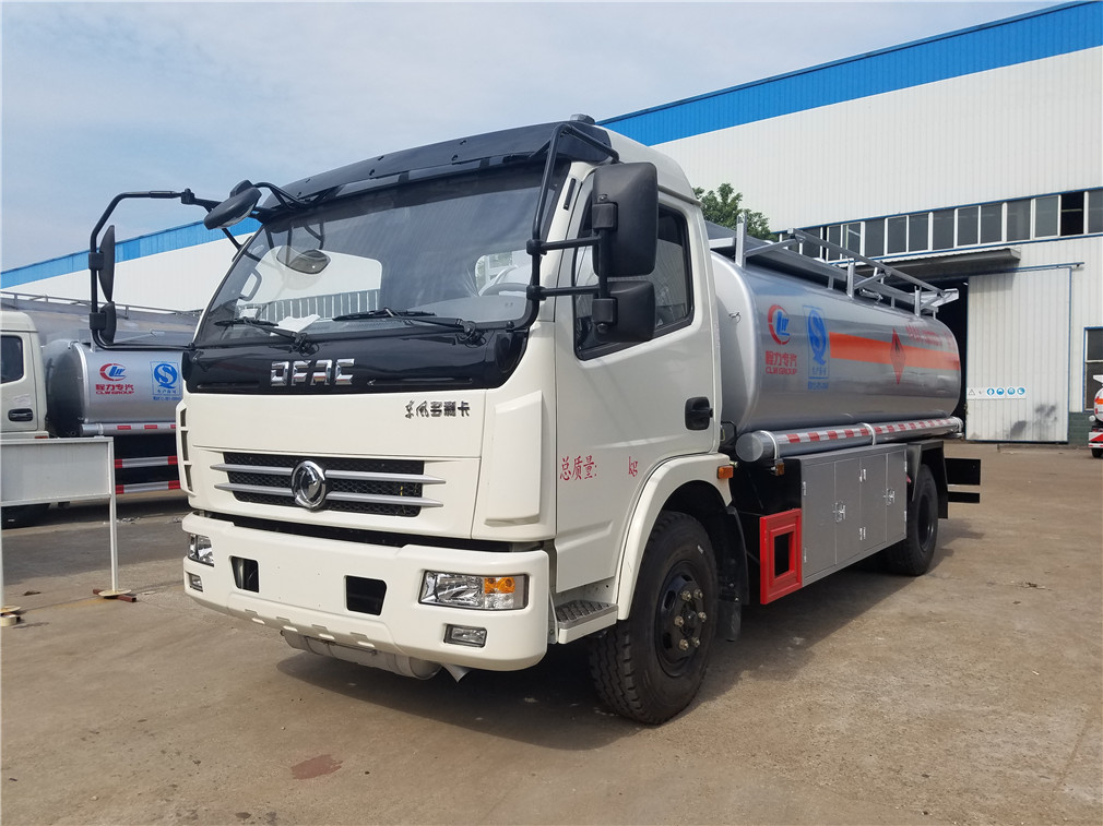 Dongfeng Daoluika [8 cubic] refueling vehicle