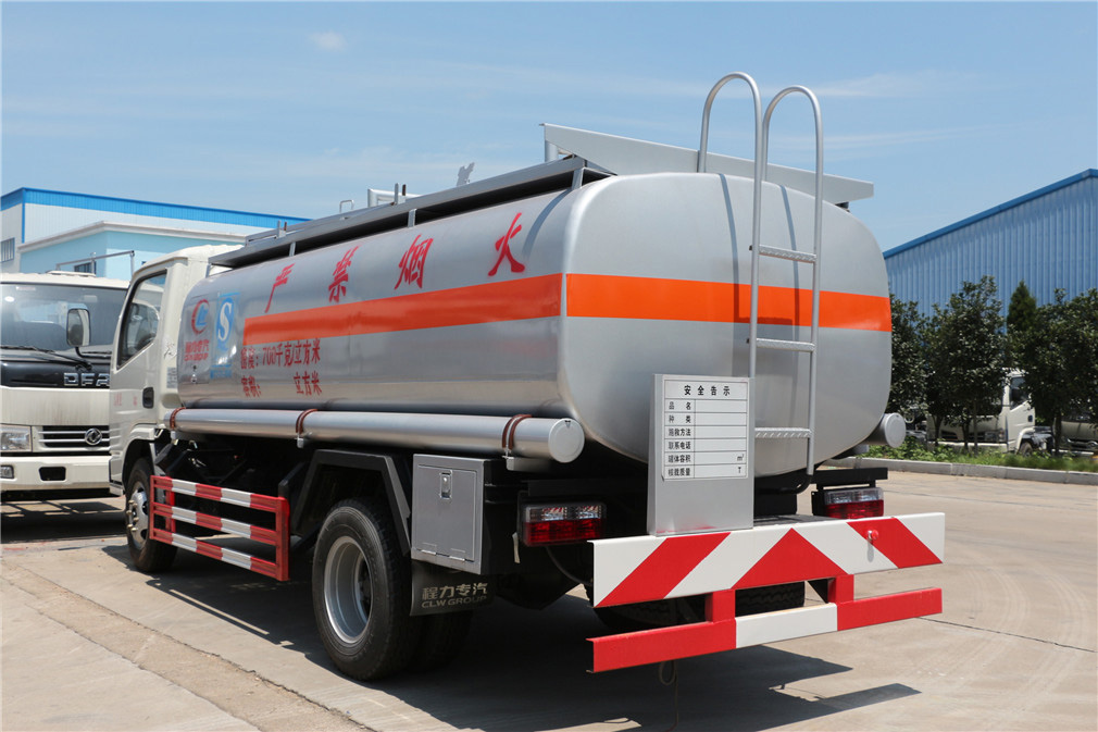 Dongfeng Small Dolikha [5 cubic] refueling vehicle