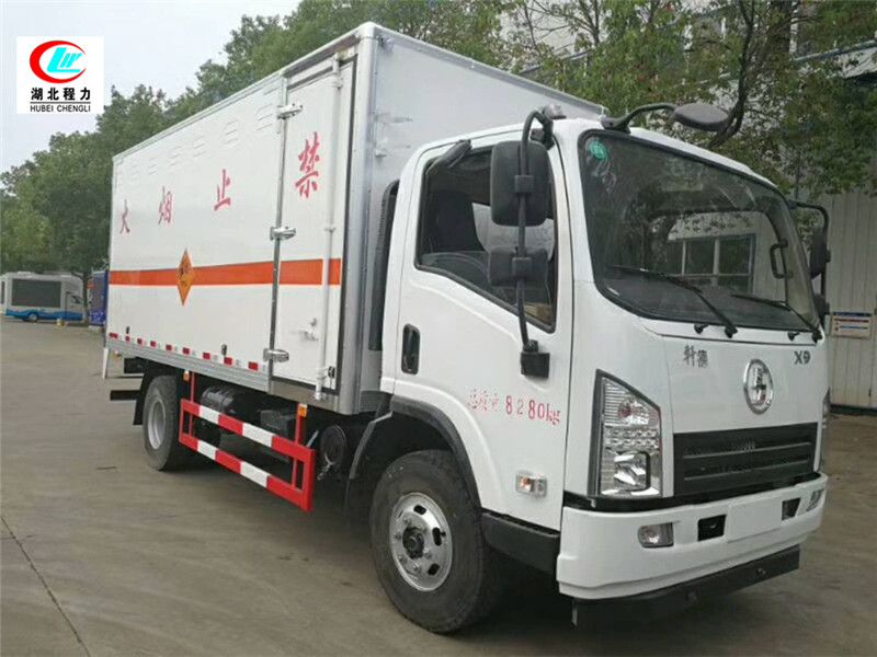 Shaanxi Auto Xuande 5.1-meter flammable gas box-type transport vehicle [Class II]