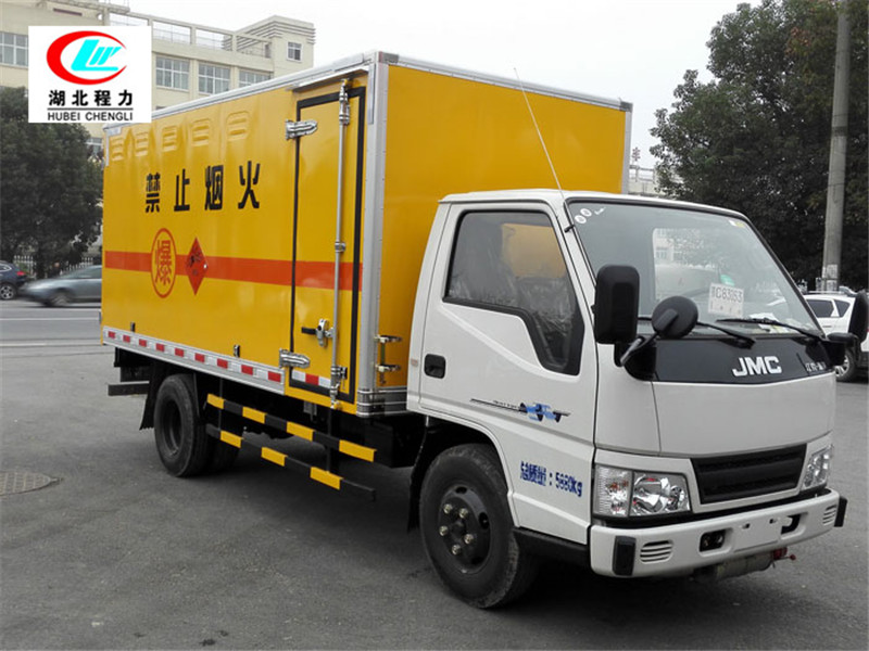 Jiangling 4.2-meter multi-purpose hazardous materials box truck [Category 9, Blue License Plate]