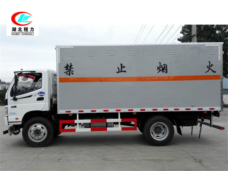 Futong OMC 5.1-meter multi-purpose hazardous materials box-type transport vehicle [Category 9]