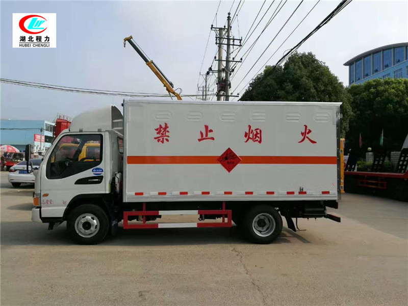 Jianghuai 4.2-meter miscellaneous hazardous materials box-type transport vehicle [Category 9]