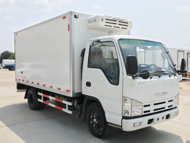 (Length: 4.1 meters) Qingling / Isuzu refrigerated truck