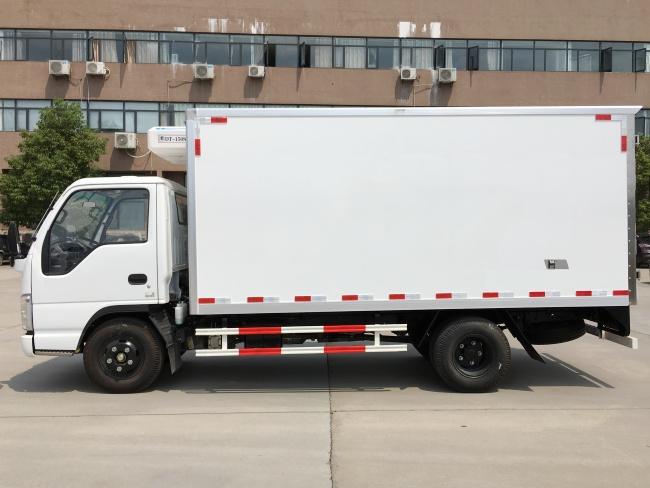(Length: 4.1 meters) Qingling / Isuzu refrigerated truck