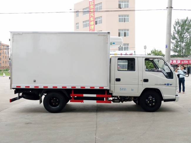 (Length: 3.2 meters) Jiangling Shunda Double-row Refrigerated Truck