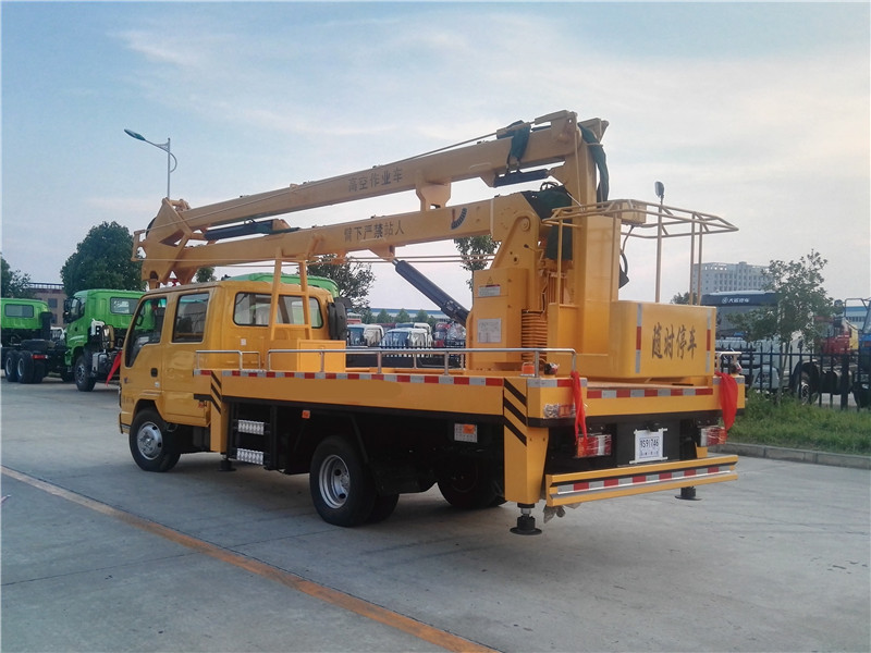 (18 meters) Isuzu double-row folding-arm aerial work vehicle