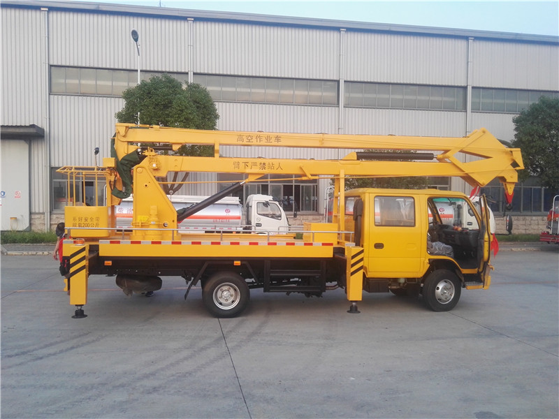 (18 meters) Isuzu double-row folding-arm aerial work vehicle