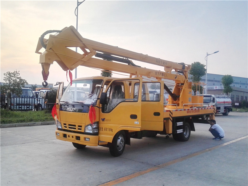 (18 meters) Isuzu double-row folding-arm aerial work vehicle