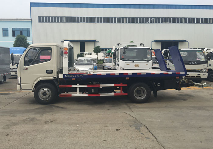 【One against two】 Dongfeng Xiaodu Likaka Road Clogging Vehicle