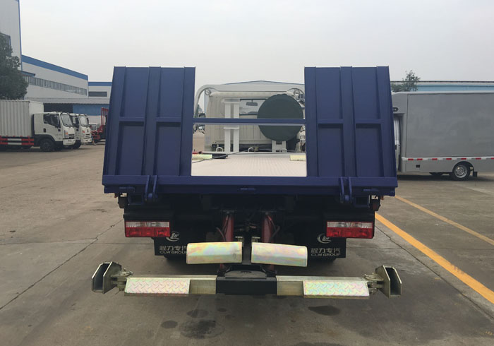 【One against two】 Dongfeng Xiaodu Likaka Road Clogging Vehicle