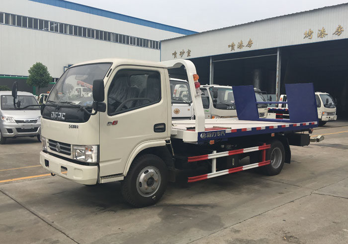 【One against two】 Dongfeng Xiaodu Likaka Road Clogging Vehicle