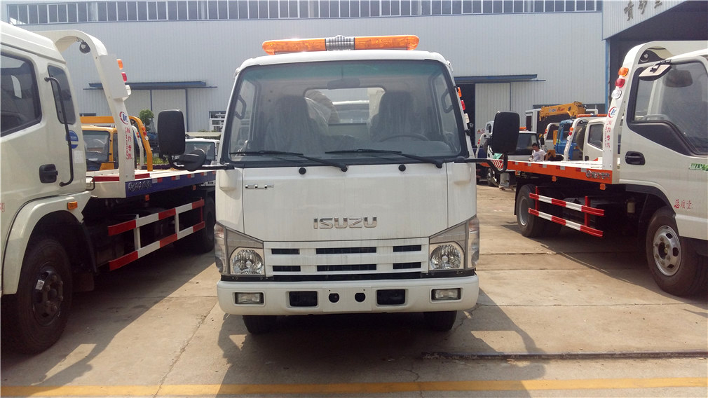 [One against two, Blue Label] Isuzu Road Clearing Vehicle