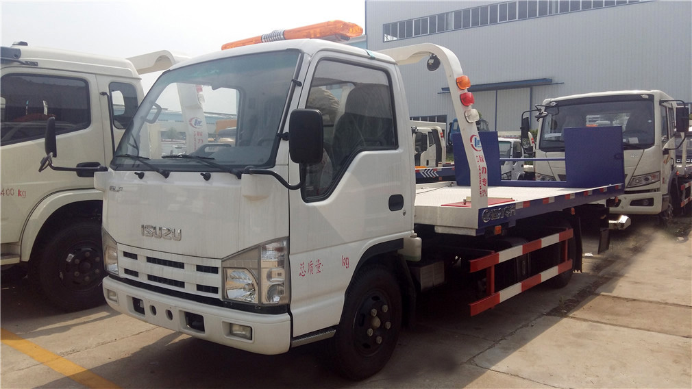 [One against two, Blue Label] Isuzu Road Clearing Vehicle