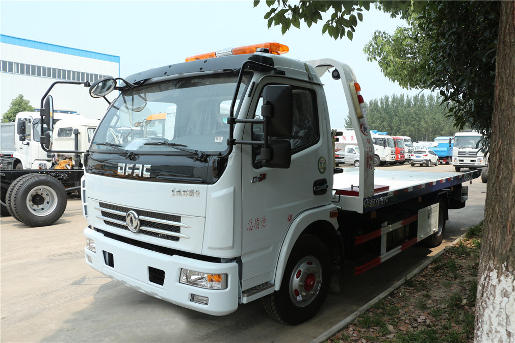 【One Against Two】 Dongfeng Maoli Ka Clearing Vehicle