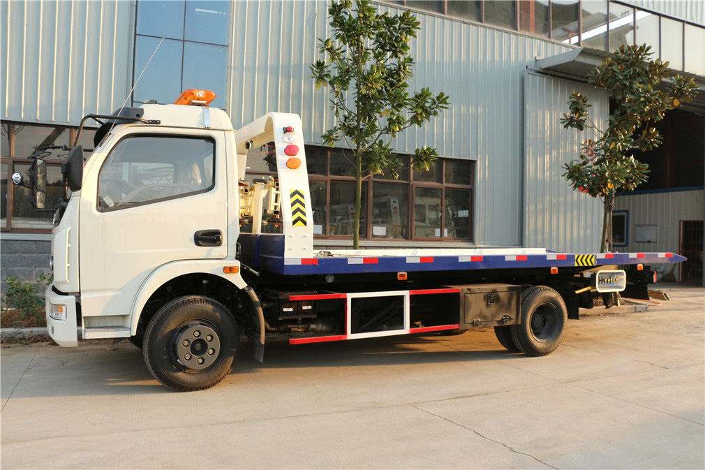 【One Against Two】 Dongfeng Maoli Ka Clearing Vehicle