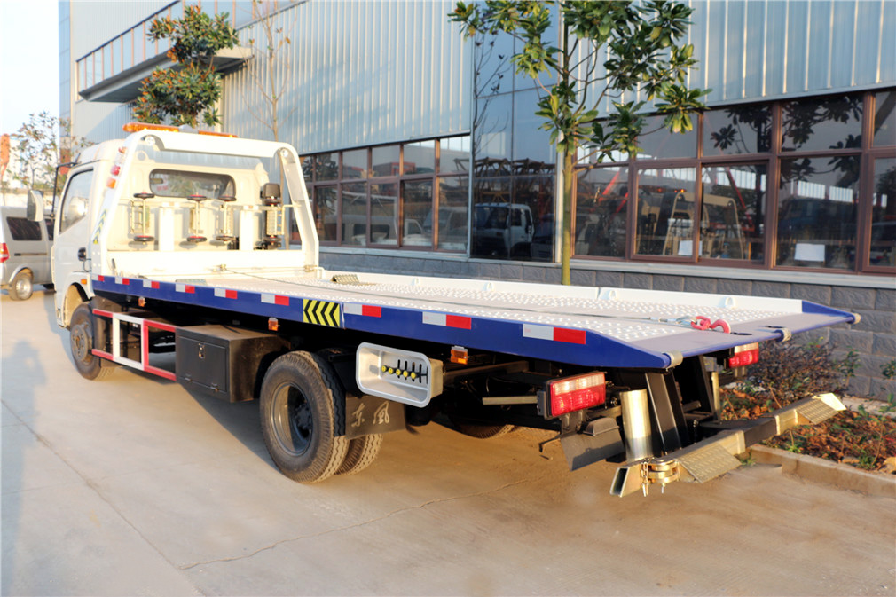 【One Against Two】 Dongfeng Maoli Ka Clearing Vehicle