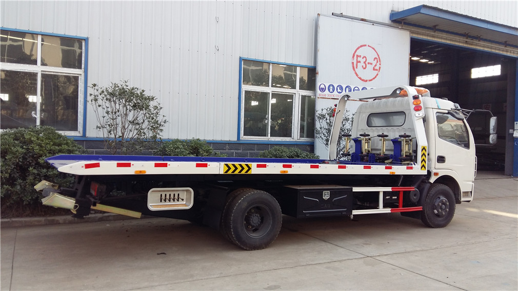 【One Against Two】 Dongfeng Maoli Ka Clearing Vehicle
