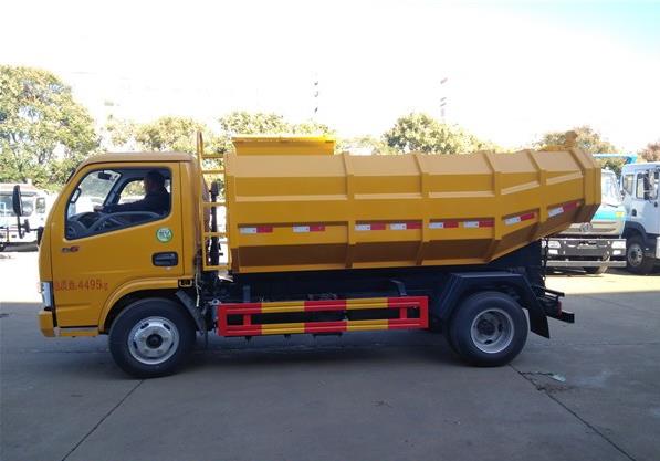 Dongfeng D6 Sludge Dump Truck (Blue Plate 3-ton Capacity)