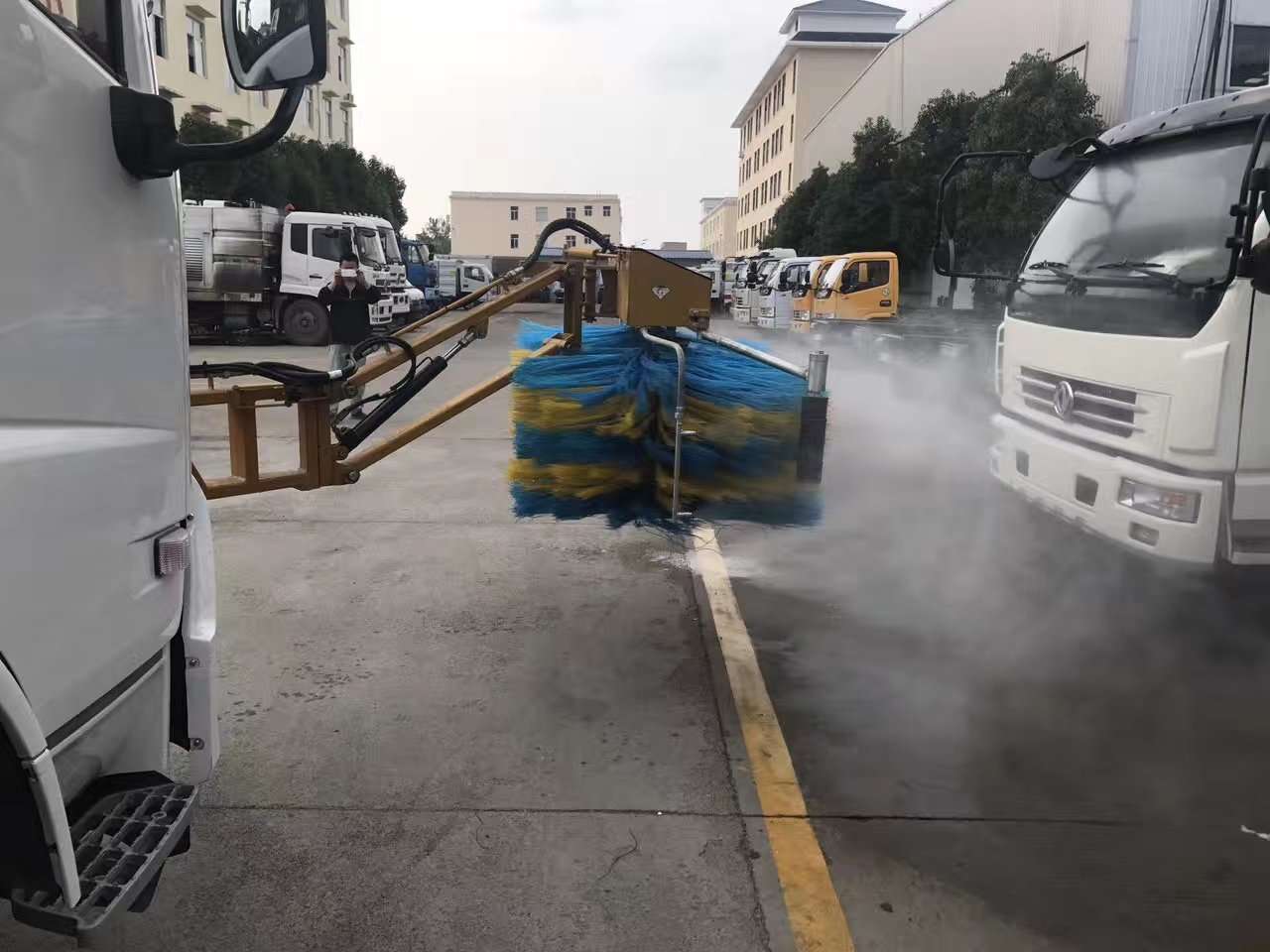 (9-axle) High-speed guard bar Cleaning Vehicle