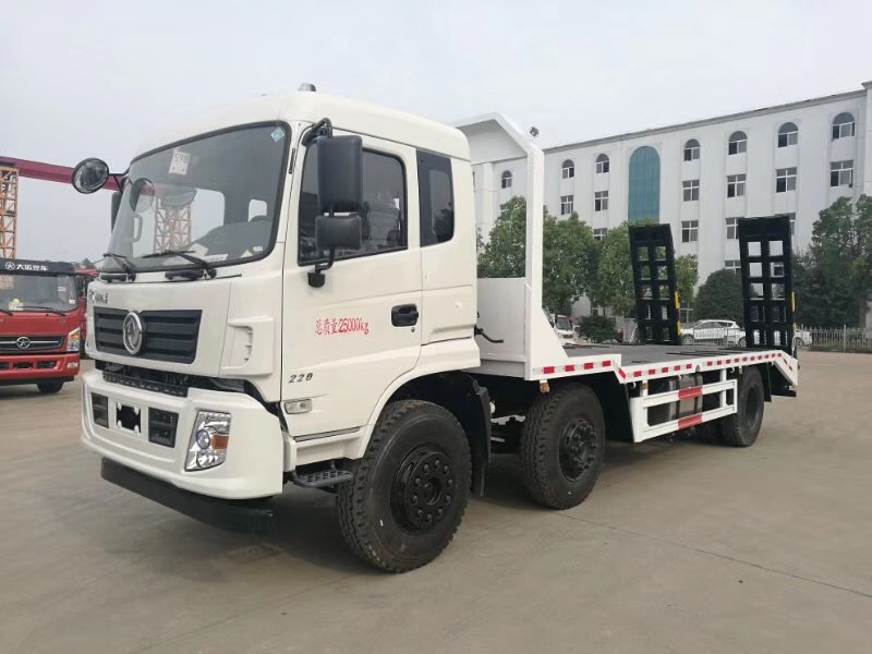 6X2 three-axis small truck for flatbed transportation [15-25 tons]