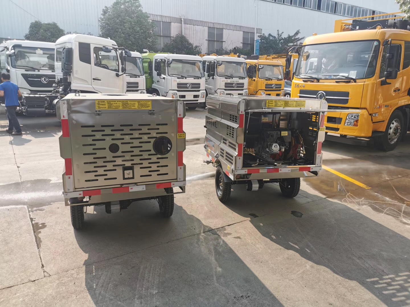 (600 liters) Electric three-wheel cleaning vehicle
