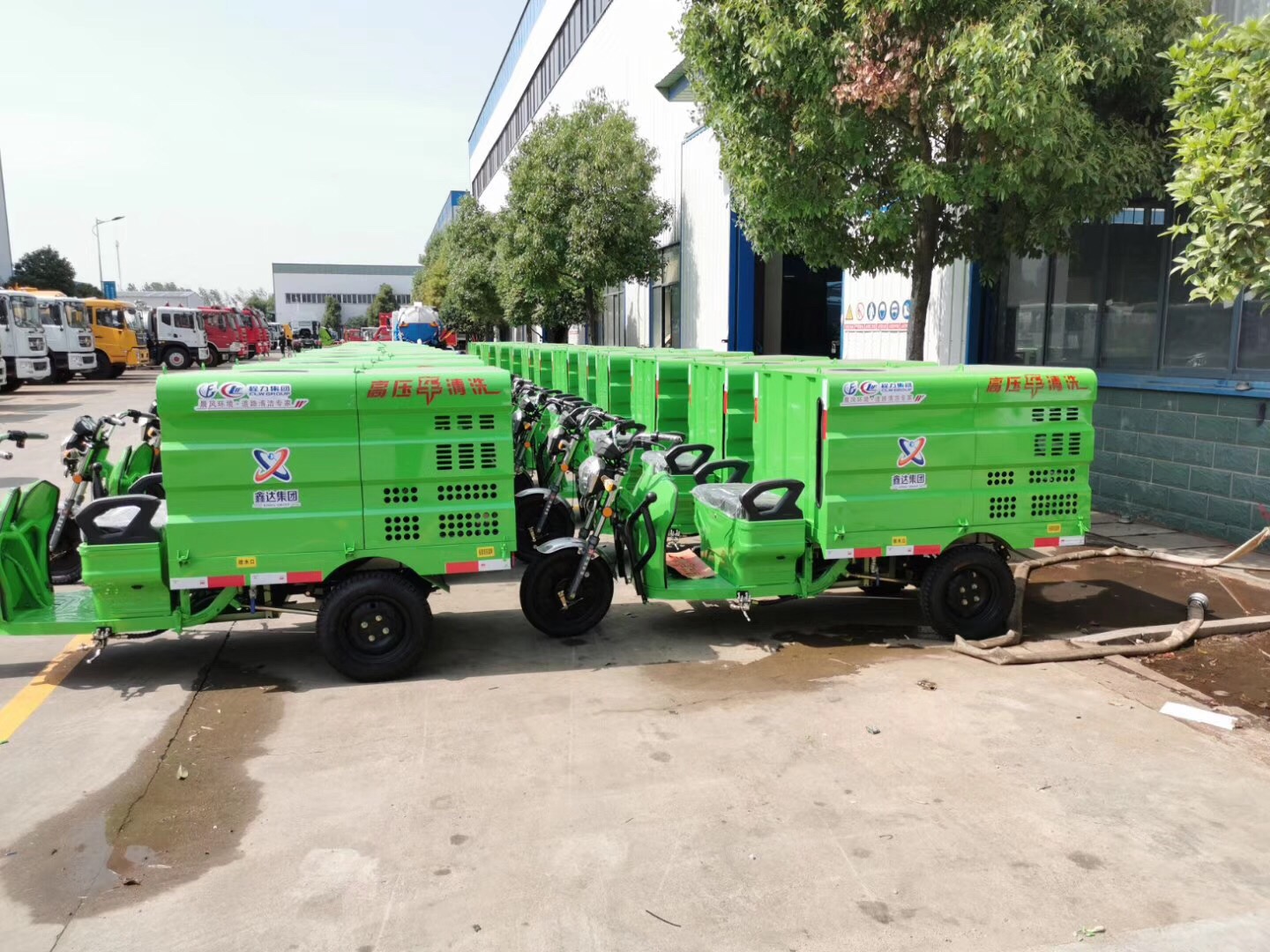 (600 liters) Electric three-wheel cleaning vehicle