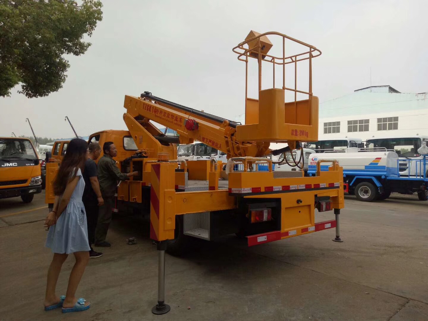 (12-16 meters, Blue Label) Jiangling single-row telescopic boom aerial work platform