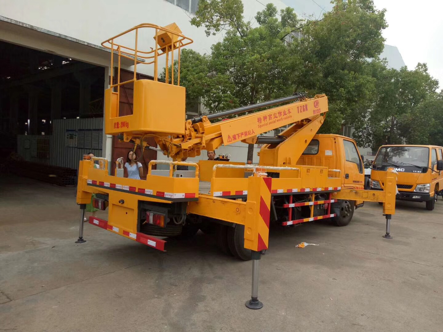 (12-16 meters, Blue Label) Jiangling single-row telescopic boom aerial work platform