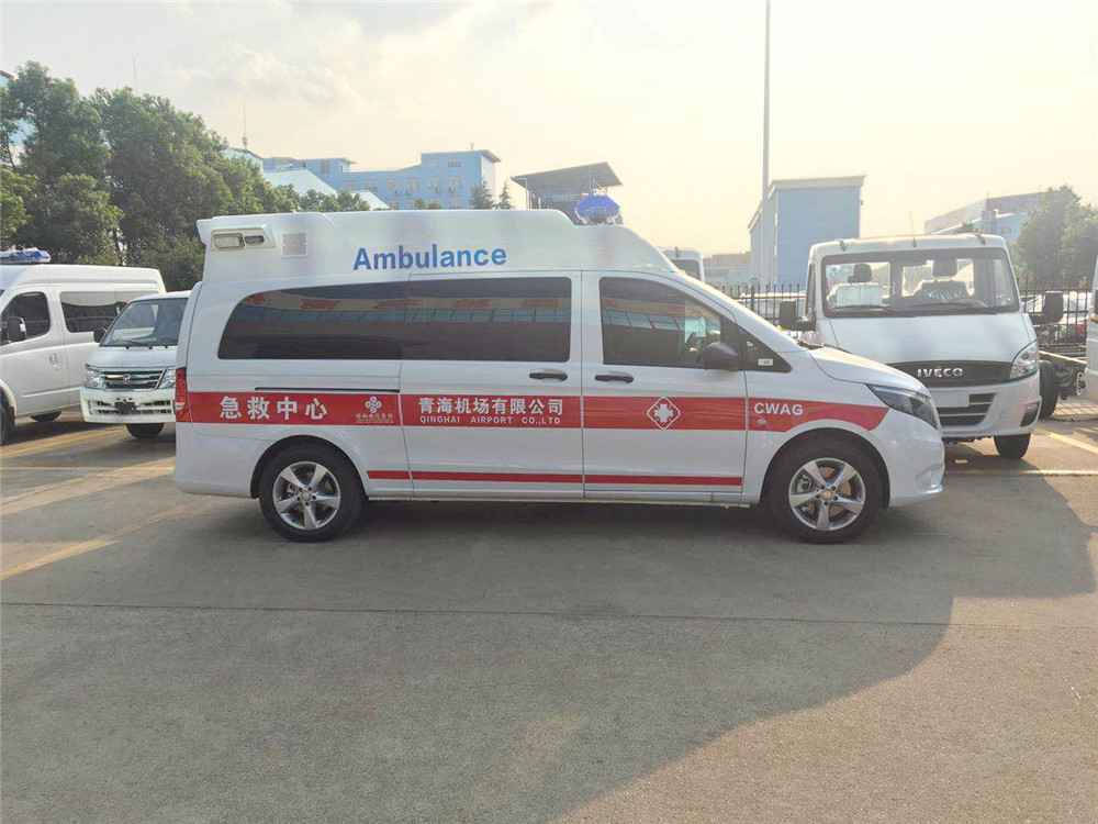 Mercedes-Benz ambulance