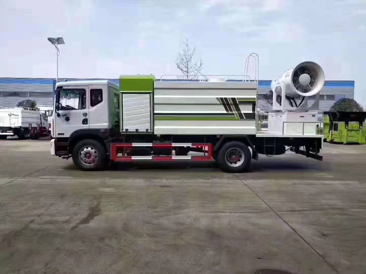 Dongfeng D9 Dolica Multi-functional Dust Suppression Vehicle (12 cubic meters)