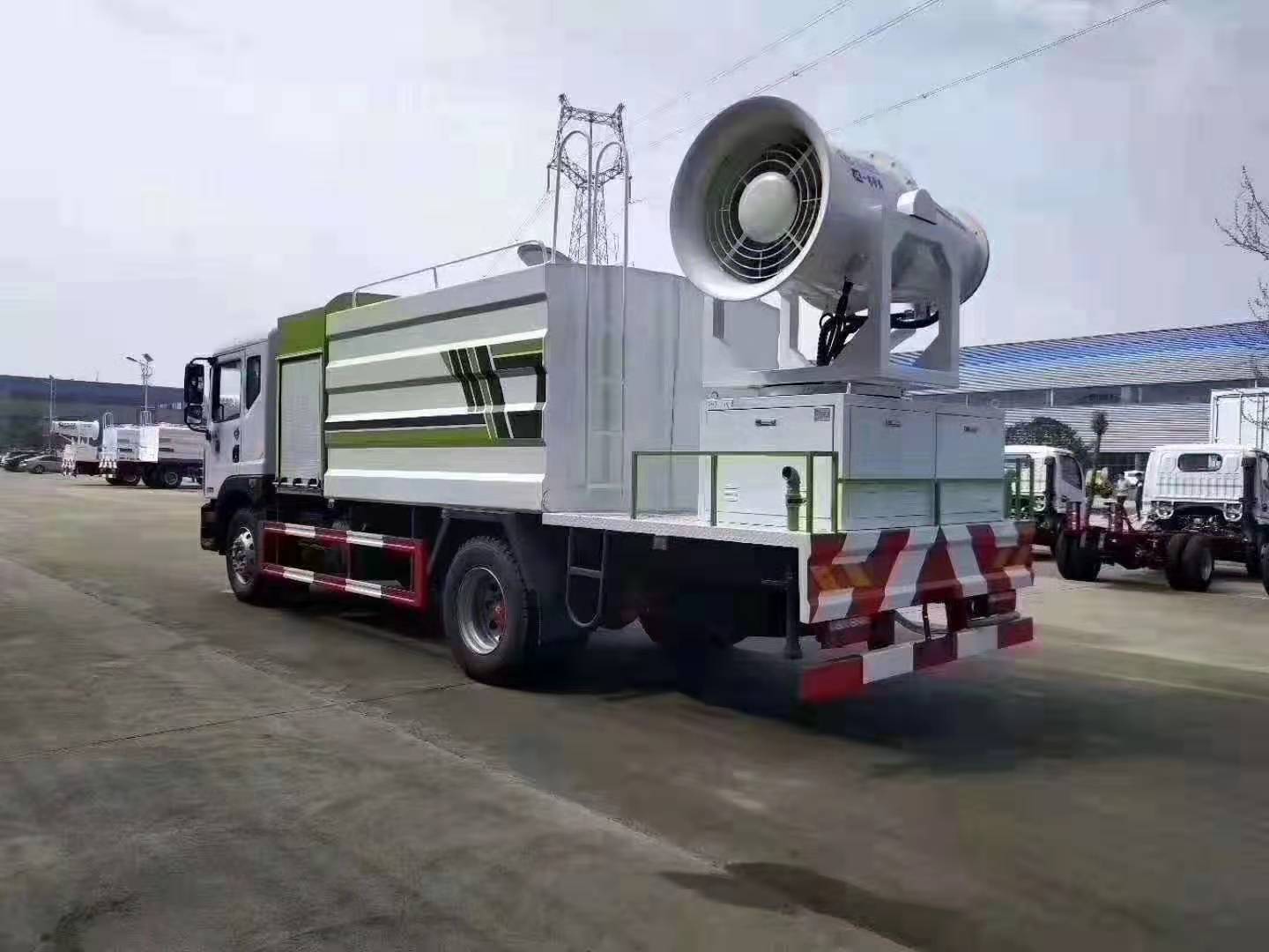 Dongfeng D9 Dolica Multi-functional Dust Suppression Vehicle (12 cubic meters)