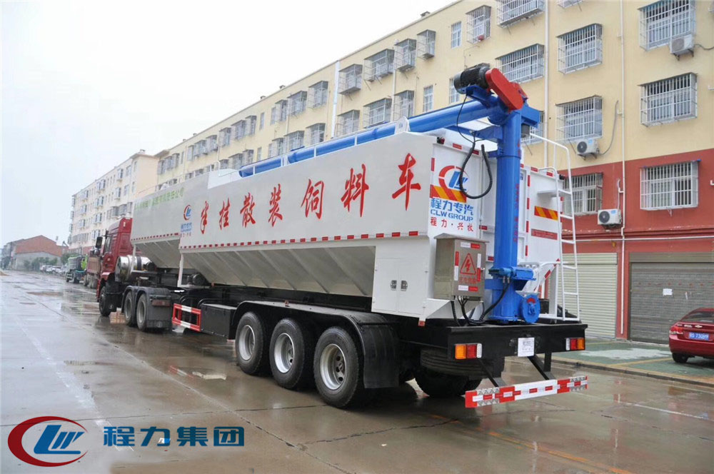 Half-trailer [60-66 cubic] bulk feed transportation vehicle