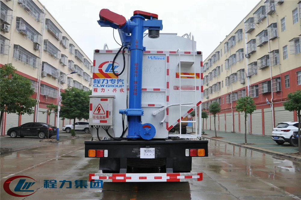 Half-trailer [60-66 cubic] bulk feed transportation vehicle