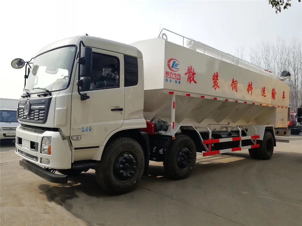 Dongfeng Tianjin Small Three-Axis [30 Cubic Meter] Bulk Feed Transport Vehicle