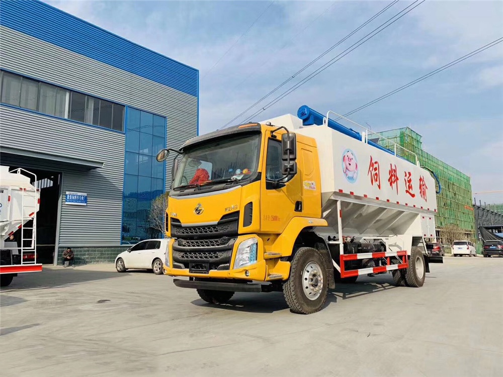 Liu Auto Chonglong [28 cubic] Bulk Feed Transport Vehicle
