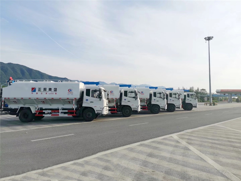 Dongfeng Tianjin 【22 cubic】 Bulk Feed Transport Vehicle