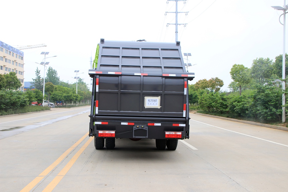 【10 cubic meters】 Dongfeng D9 Compressed Garbage Truck