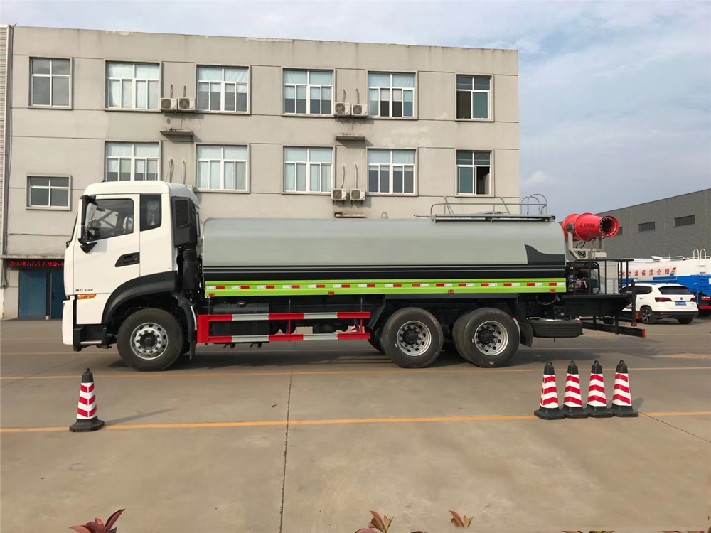 【18 units】 Dongfeng Tianlong rear double-axle fogger vehicle # 30 - 50 meters