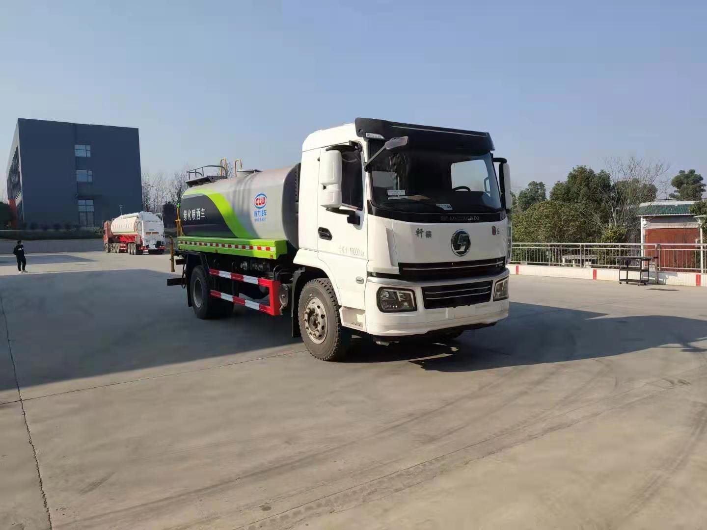 Shaanxi Auto Xuande 15-cubic greenery watering vehicle (with fog cannon)