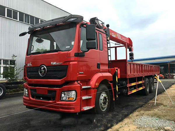 Shaanxi Auto Delong 14-ton three-axle trailer-mounted crane with eight-wheel drive, manufactured by Sany Heavy Industry