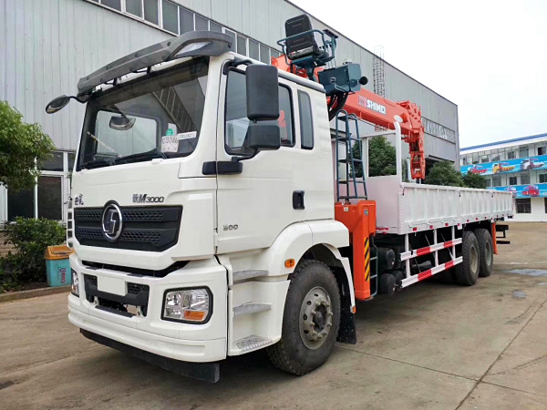 Shaanxi Auto DeLong Stone Coal 12-ton Vehicle-mounted Crane
