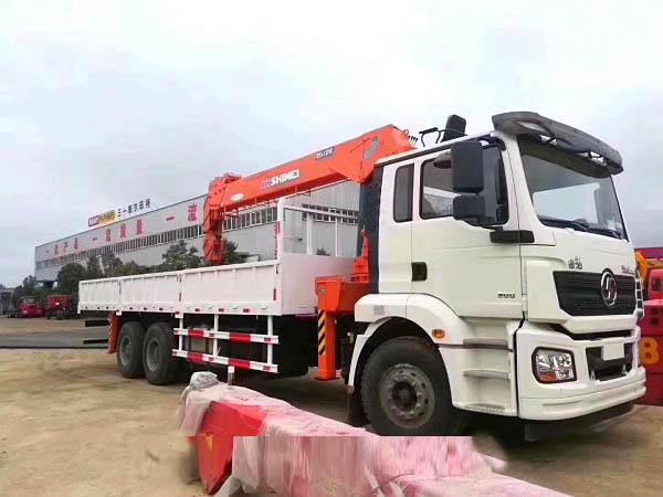 Shaanxi Auto DeLong Stone Coal 12-ton Vehicle-mounted Crane