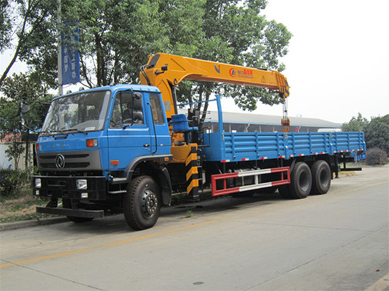 Dongfeng Rear Dual Bridge 10-ton Vehicle-mounted Crane
