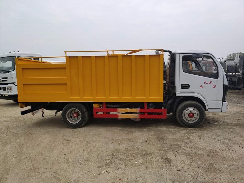 Blue Plate 5-axle non-overweight high-pressure cleaning vehicle