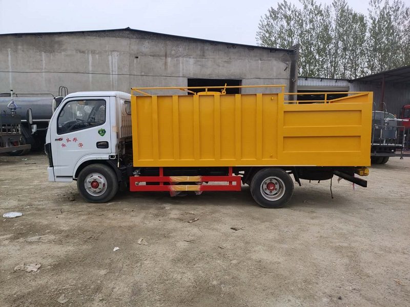 Blue Plate 5-axle non-overweight high-pressure cleaning vehicle