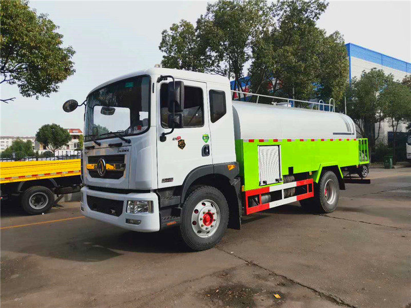 Dongfeng D9 High-Pressure Cleaning Vehicle