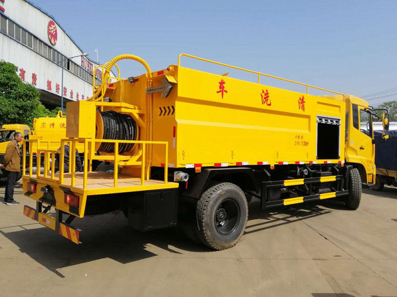 Dongfeng Tianjin Folding Tank 10-tank Cleaning Vehicle